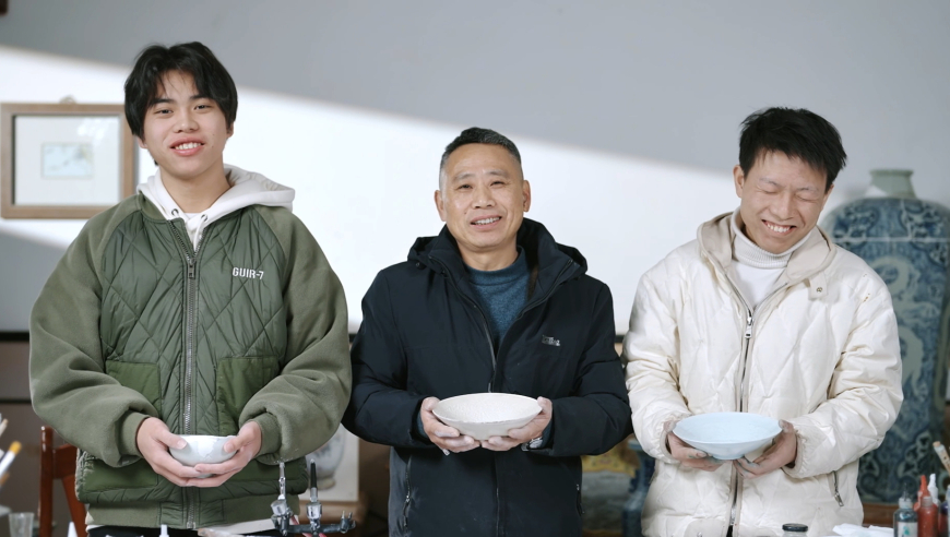 2025奥门管家婆正板资料大全,这一次 我们来变成光,典故解疑_轻量版V8.51